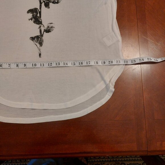 Kersh Sheer/Fine White T-shirt with Rose Fist Detail - Picture 13 of 13